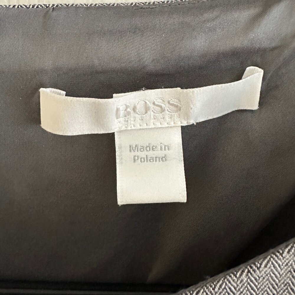 Hugo Boss Black and White Herringbone Wool Blend Dress - Size 6 - Picture 9 of 14